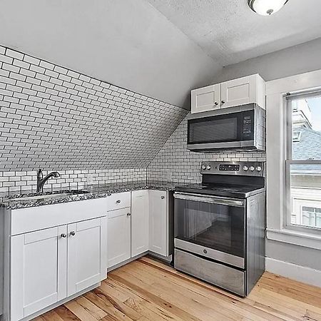 Guest Suite In Historical District Gloucester Exterior foto